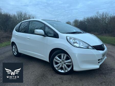 HONDA JAZZ 1.4 i-VTEC ES Plus